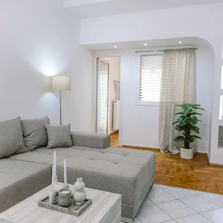Apartamento Helen - Cozani